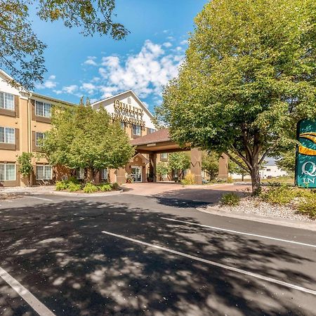 Quality Inn & Suites University Fort Collins Exterior photo
