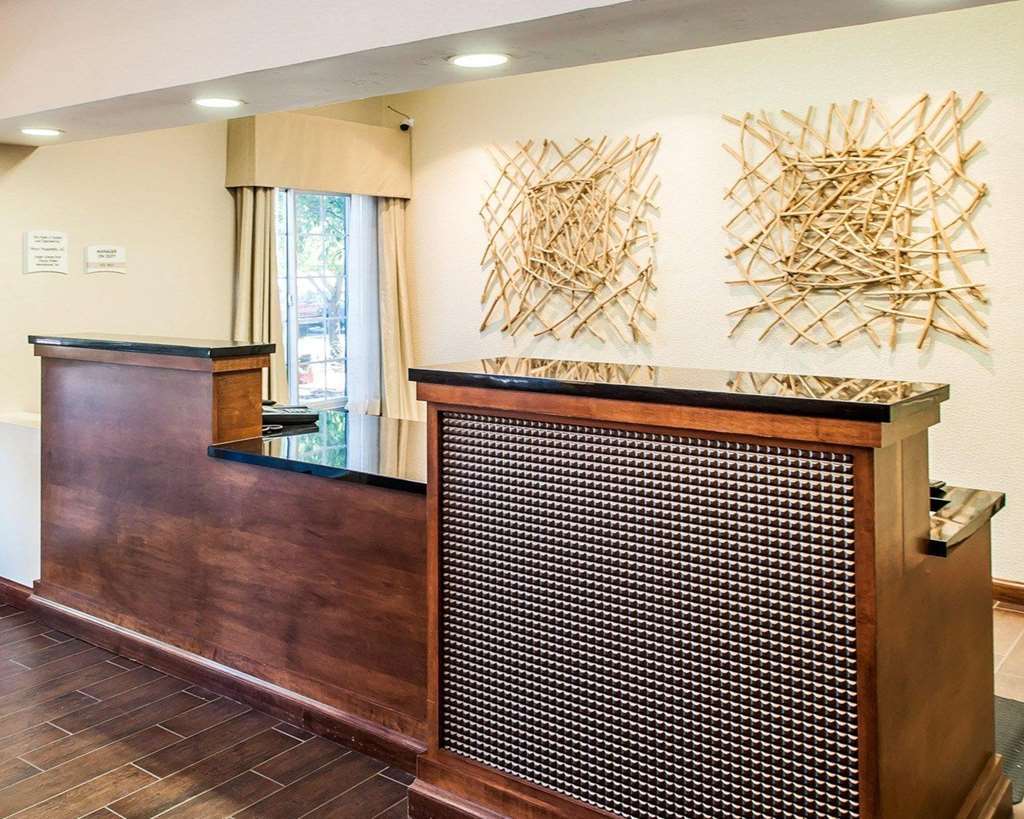 Quality Inn & Suites University Fort Collins Interior photo