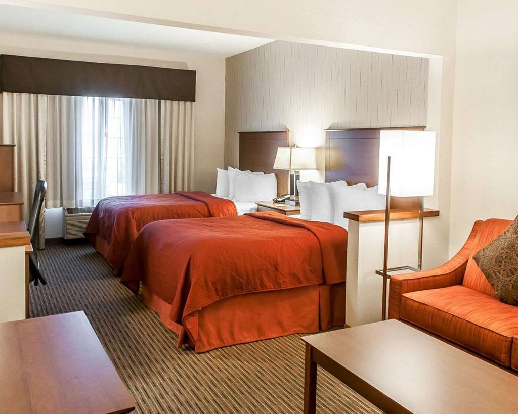Quality Inn & Suites University Fort Collins Room photo