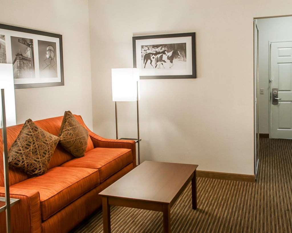 Quality Inn & Suites University Fort Collins Room photo