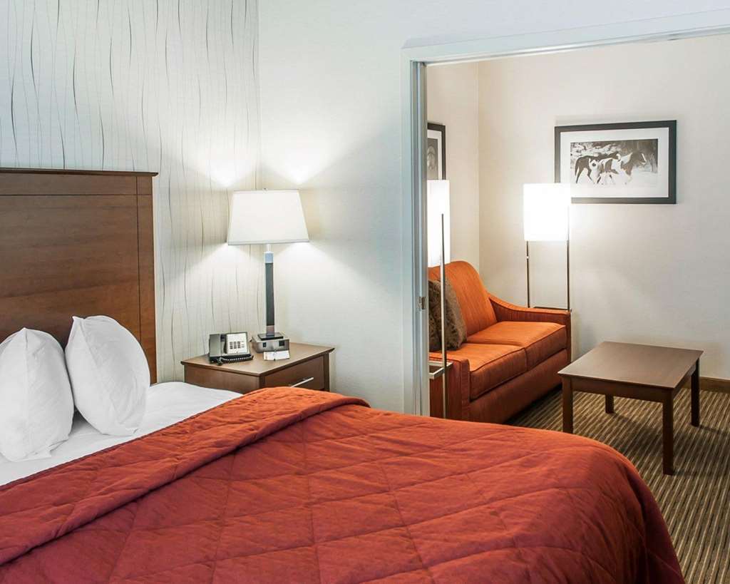 Quality Inn & Suites University Fort Collins Room photo